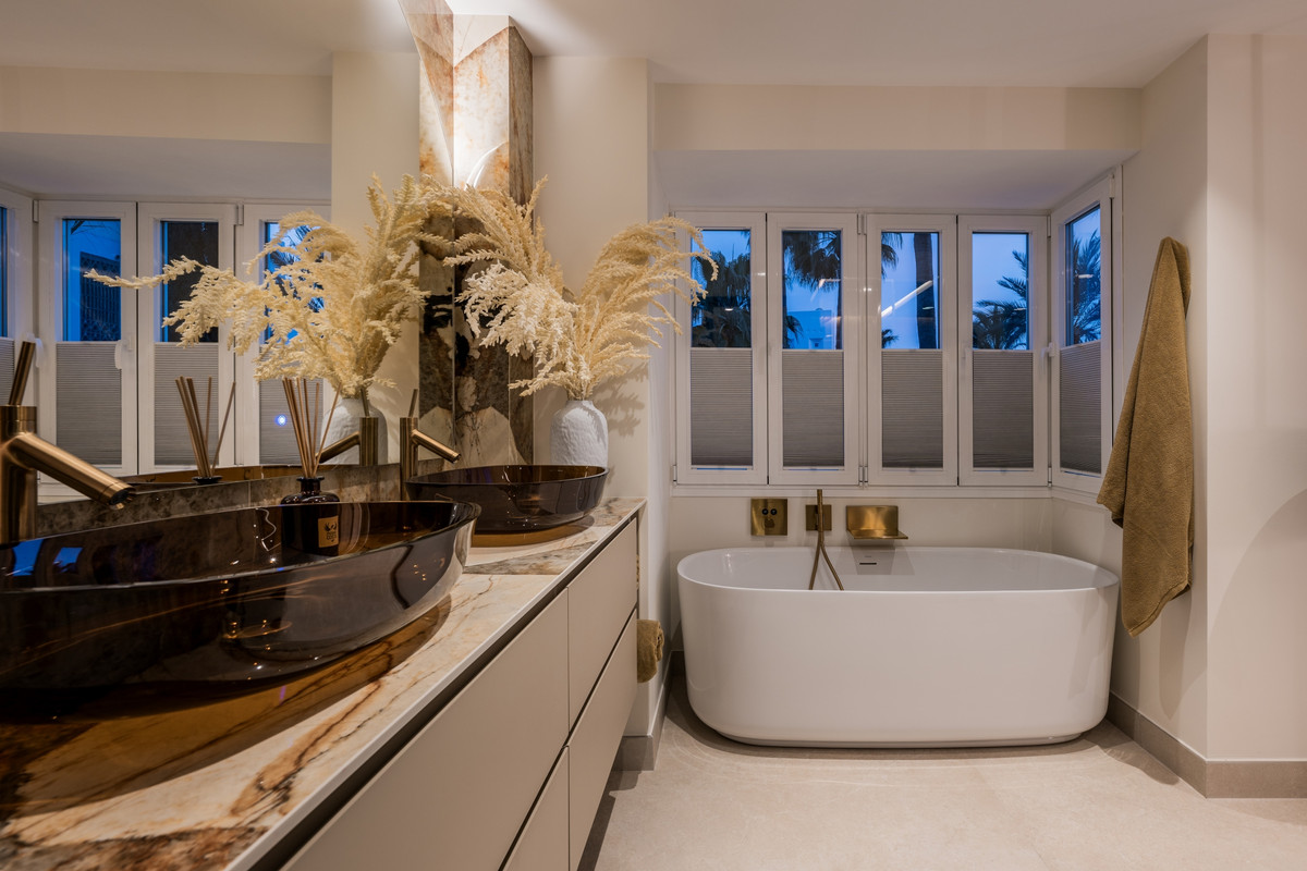 Appartement te koop in Marbella | 3 slaapkamers H5248165