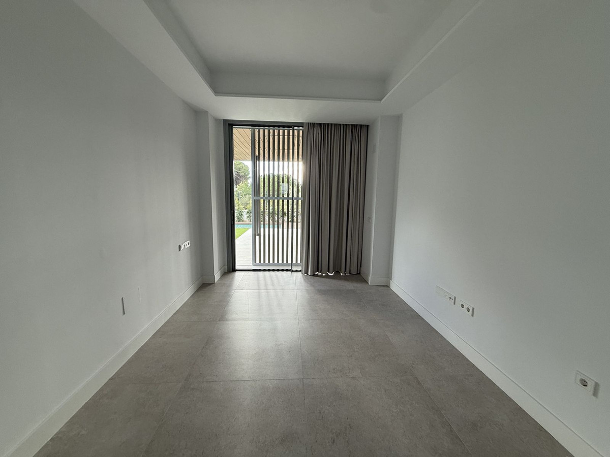 Appartement te koop in Marbella | 4 slaapkamers H5250190