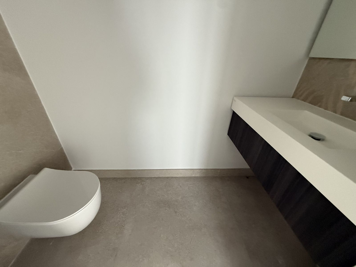 Appartement te koop in Marbella | 4 slaapkamers H5250190