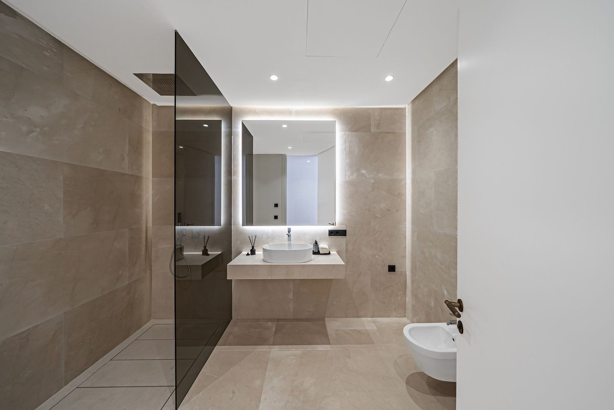 Huis te koop in Marbella | 5 slaapkamers H5259418