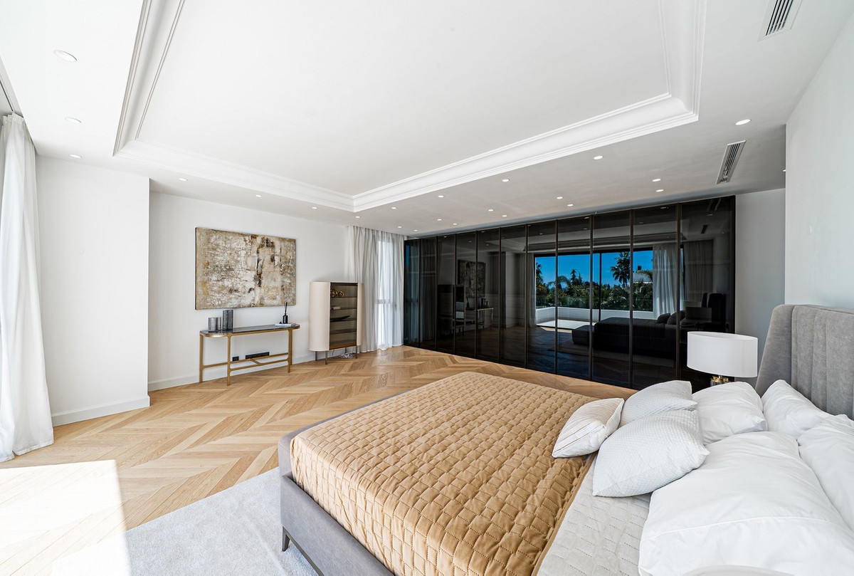 Huis te koop in Marbella | 5 slaapkamers H5259418