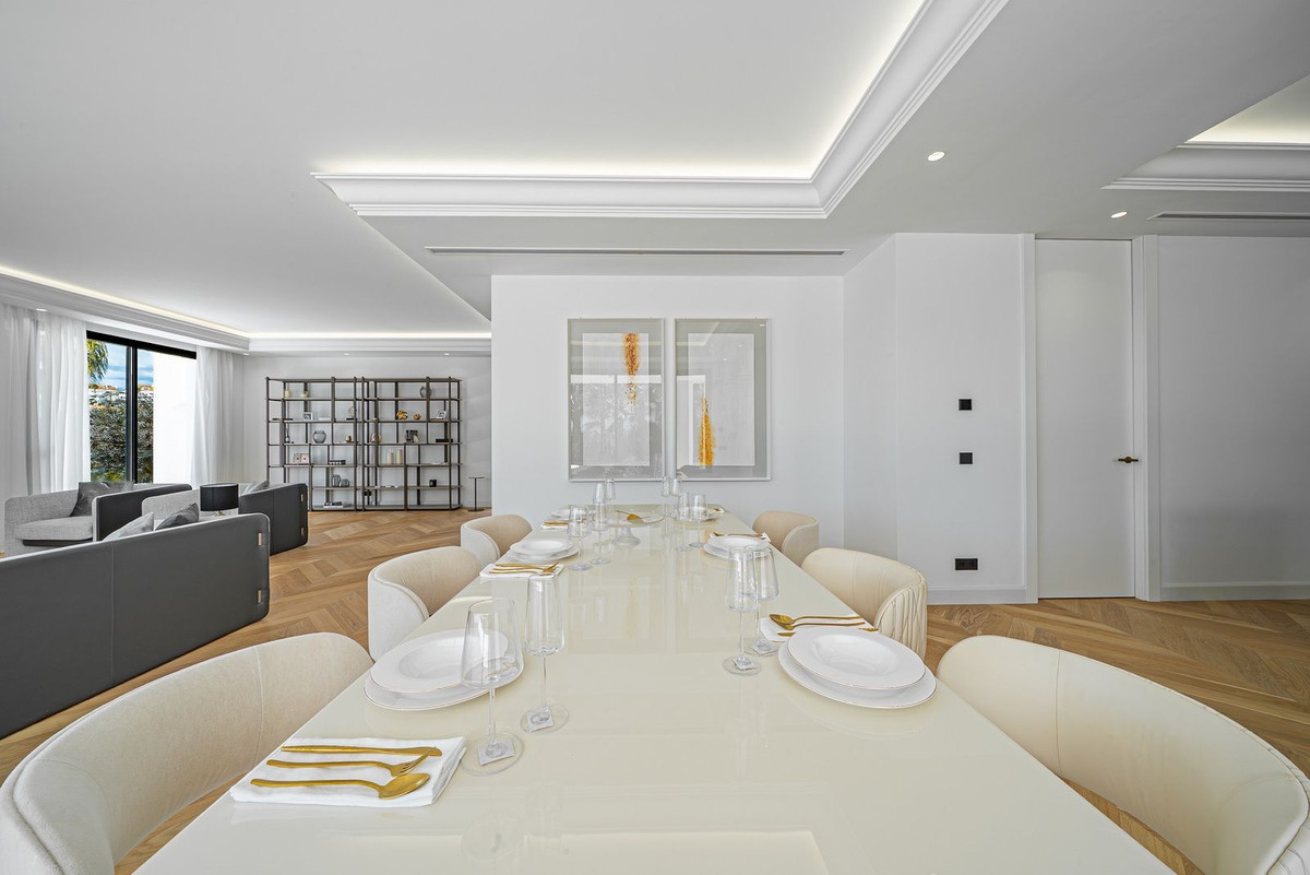 Huis te koop in Marbella | 5 slaapkamers H5259418