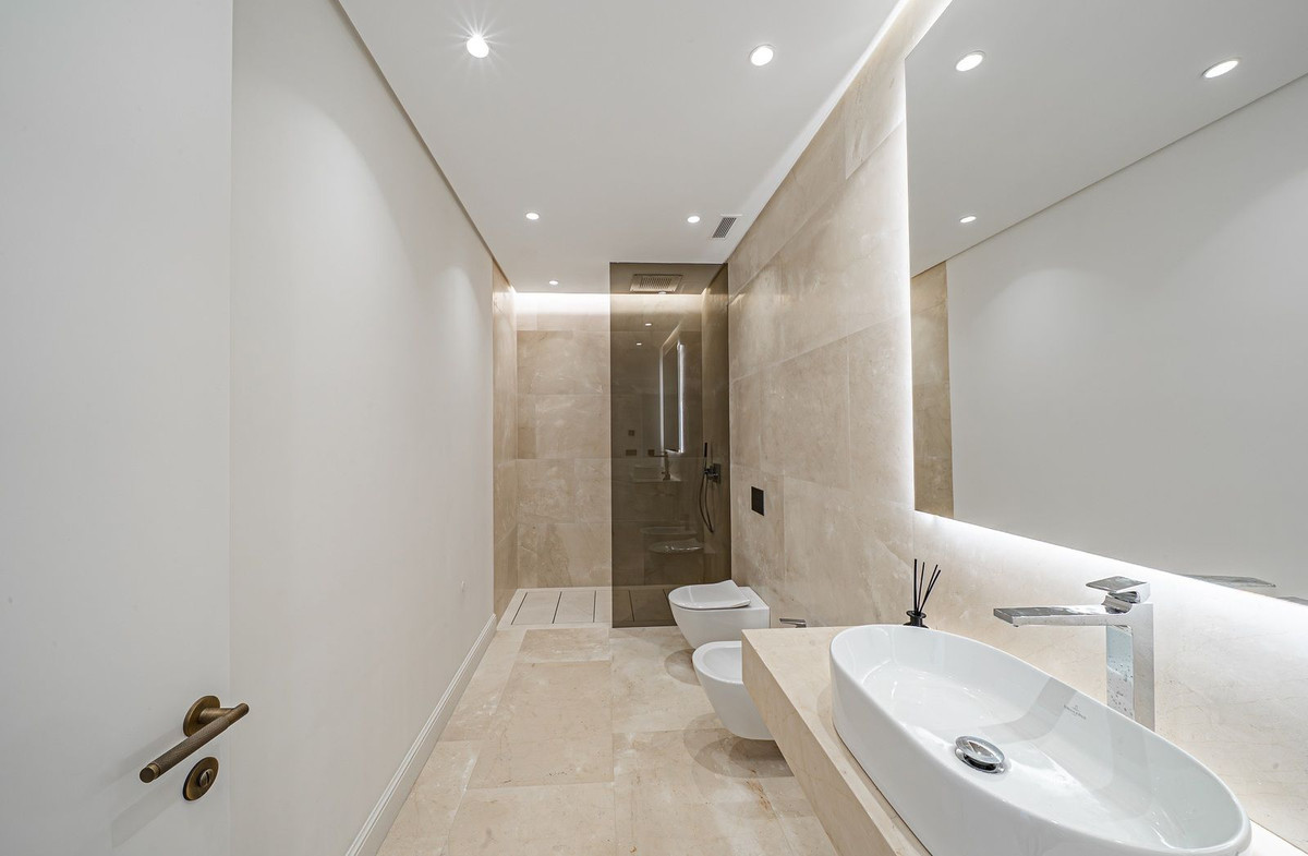 Huis te koop in Marbella | 5 slaapkamers H5259418