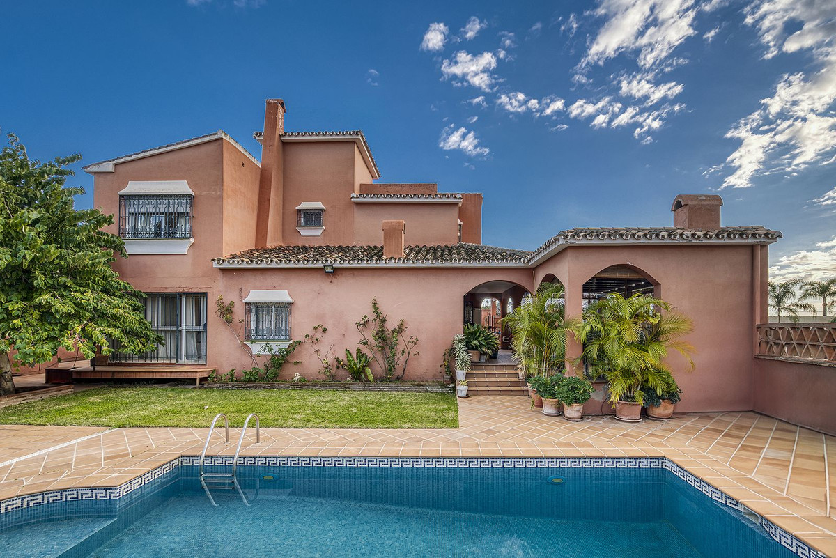 Huis te koop in Marbella | 4 slaapkamers H5261413