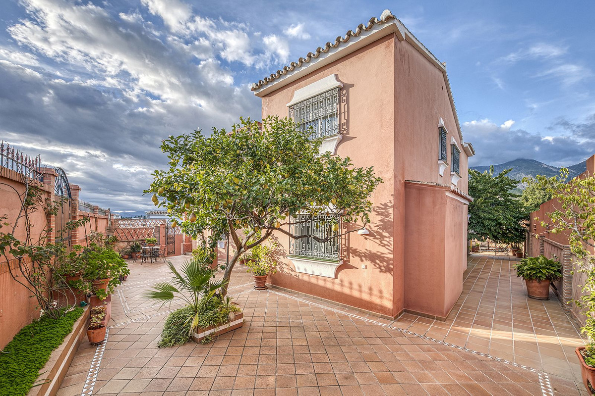 Huis te koop in Marbella | 4 slaapkamers H5261413