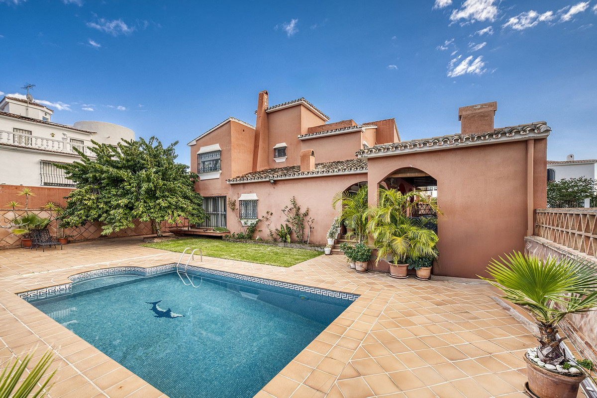 Huis te koop in Marbella | 4 slaapkamers H5261413