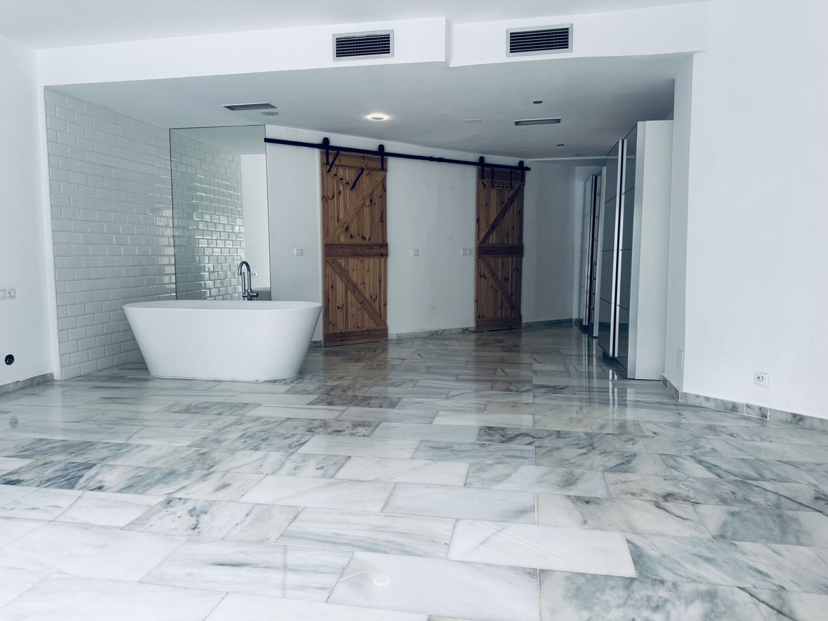 Huis te koop in Marbella | 3 slaapkamers H5264320