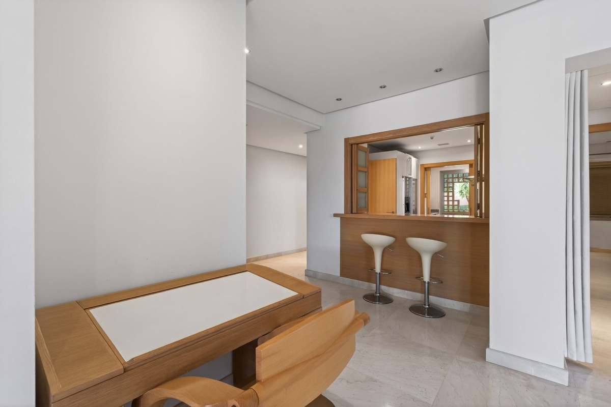 Appartement te koop in Marbella | 2 slaapkamers H5274064