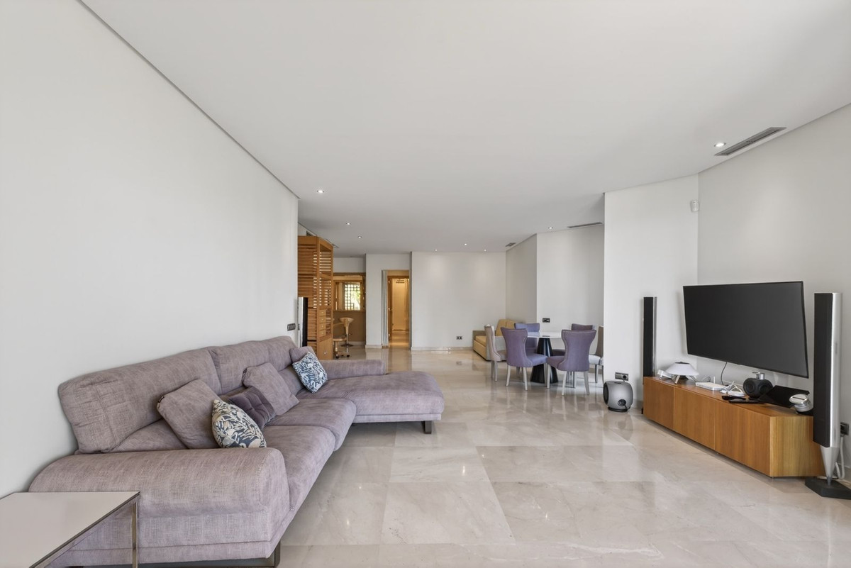 Appartement te koop in Marbella | 2 slaapkamers H5274064