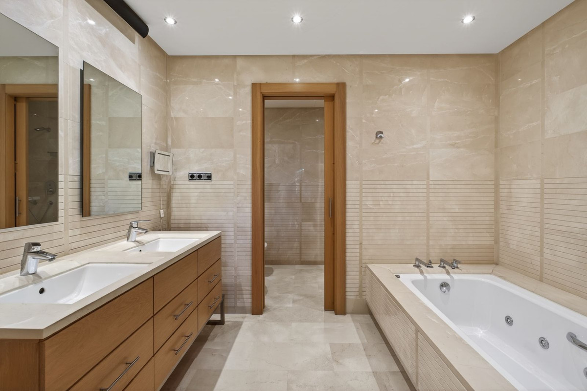 Appartement te koop in Marbella | 2 slaapkamers H5274064