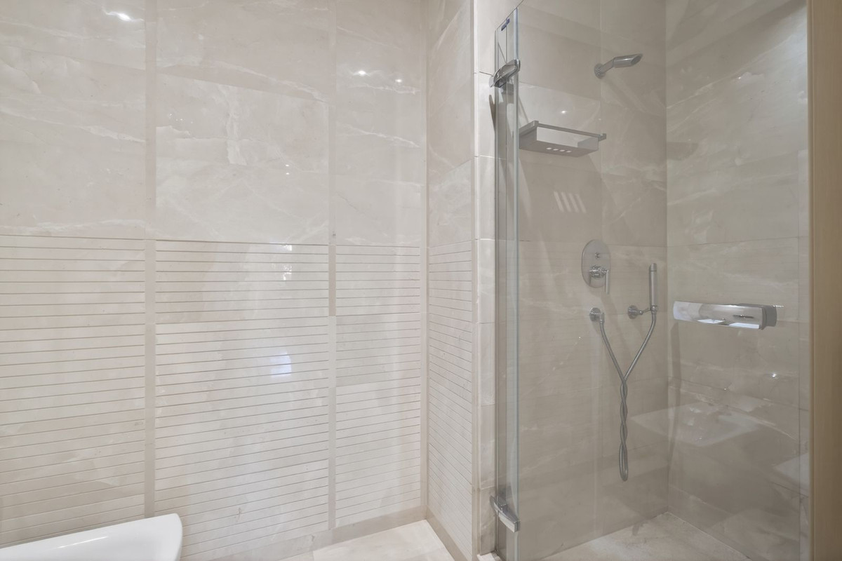 Appartement te koop in Marbella | 2 slaapkamers H5274064