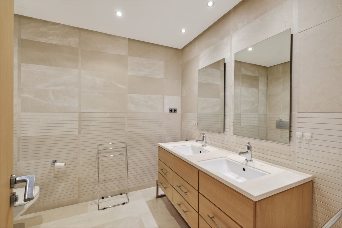 Appartement te koop in Marbella | 2 slaapkamers H5274064