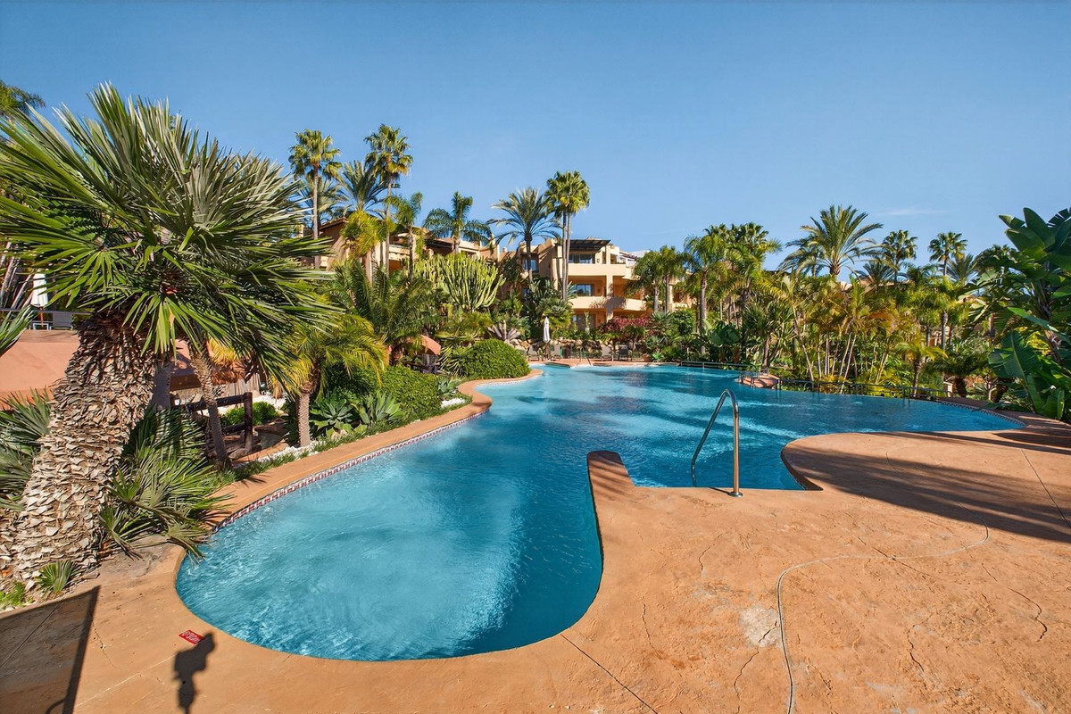 Appartement te koop in Marbella | 2 slaapkamers H5274064