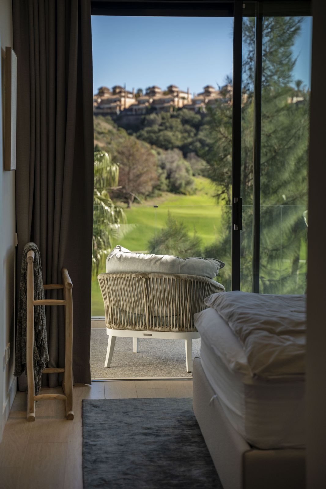 Property main view 44