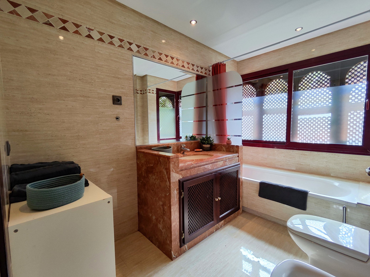 Appartement te koop in Marbella | 2 slaapkamers H5283148