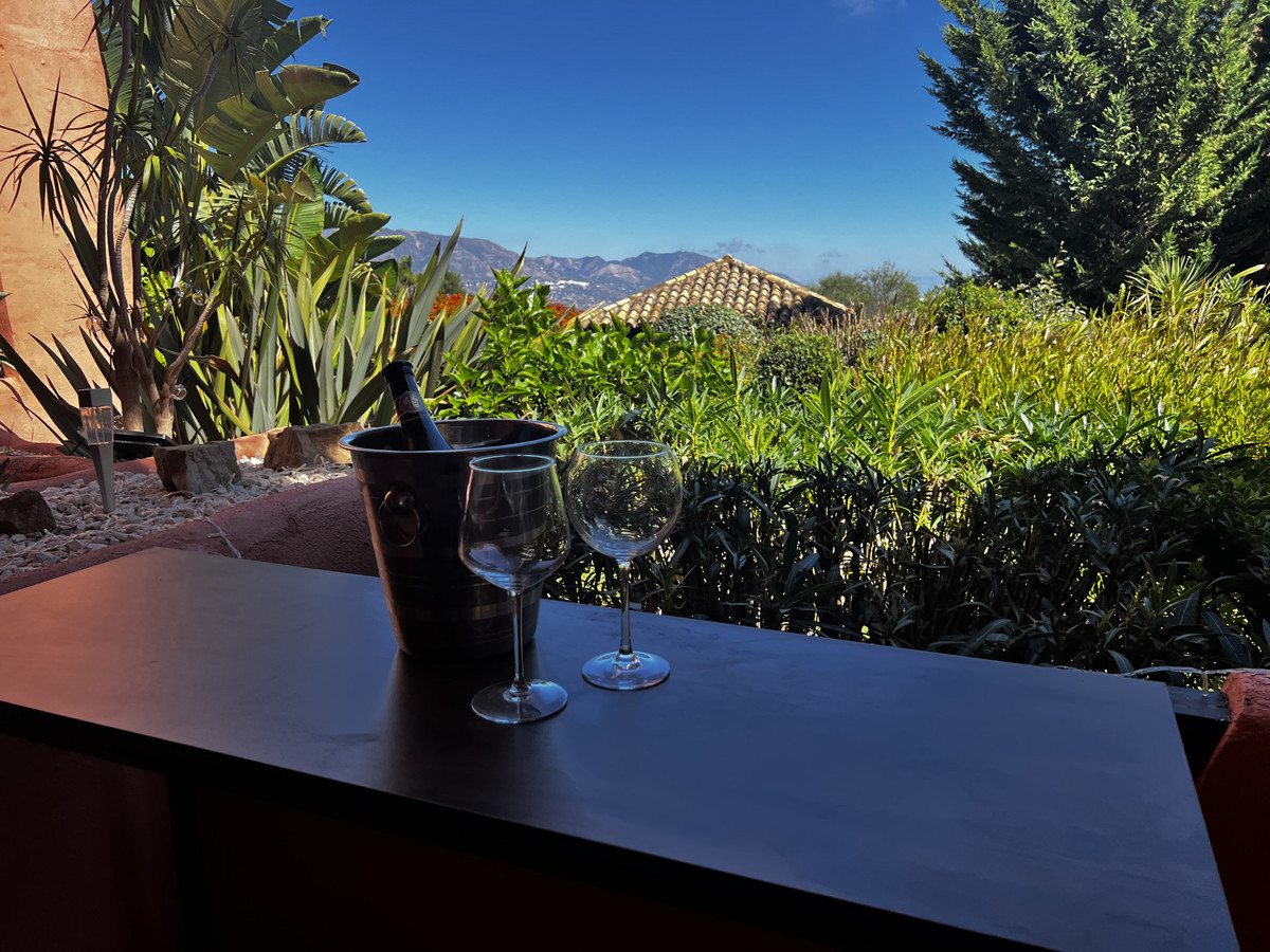 Appartement te koop in Marbella | 2 slaapkamers H5283148