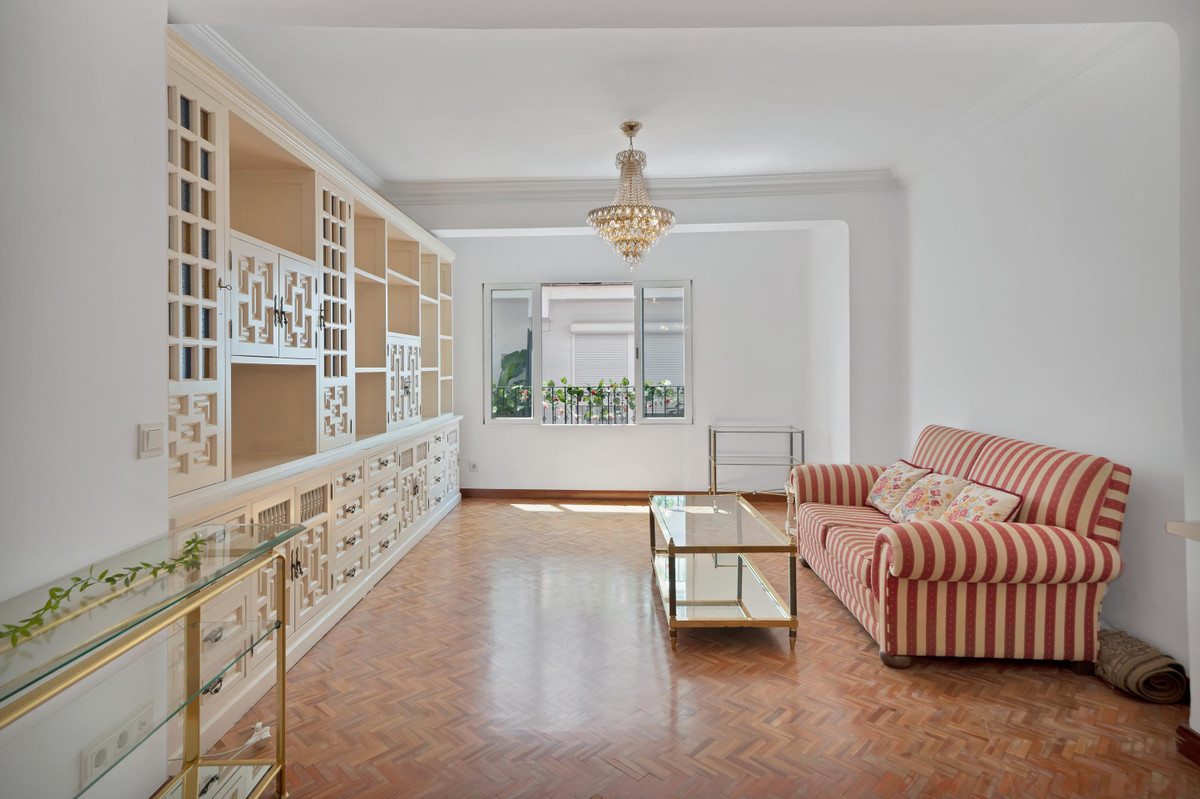 Appartement te koop in Marbella | 3 slaapkamers H5283316