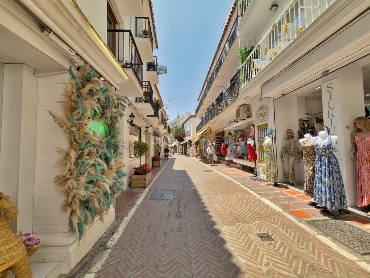 Appartement te koop in Marbella | 3 slaapkamers H5283316