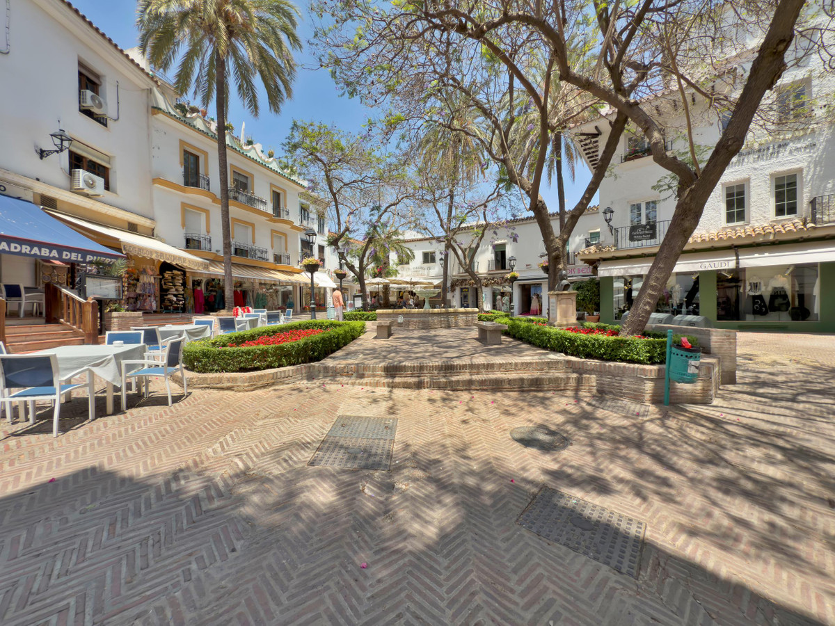 Appartement te koop in Marbella | 3 slaapkamers H5283316
