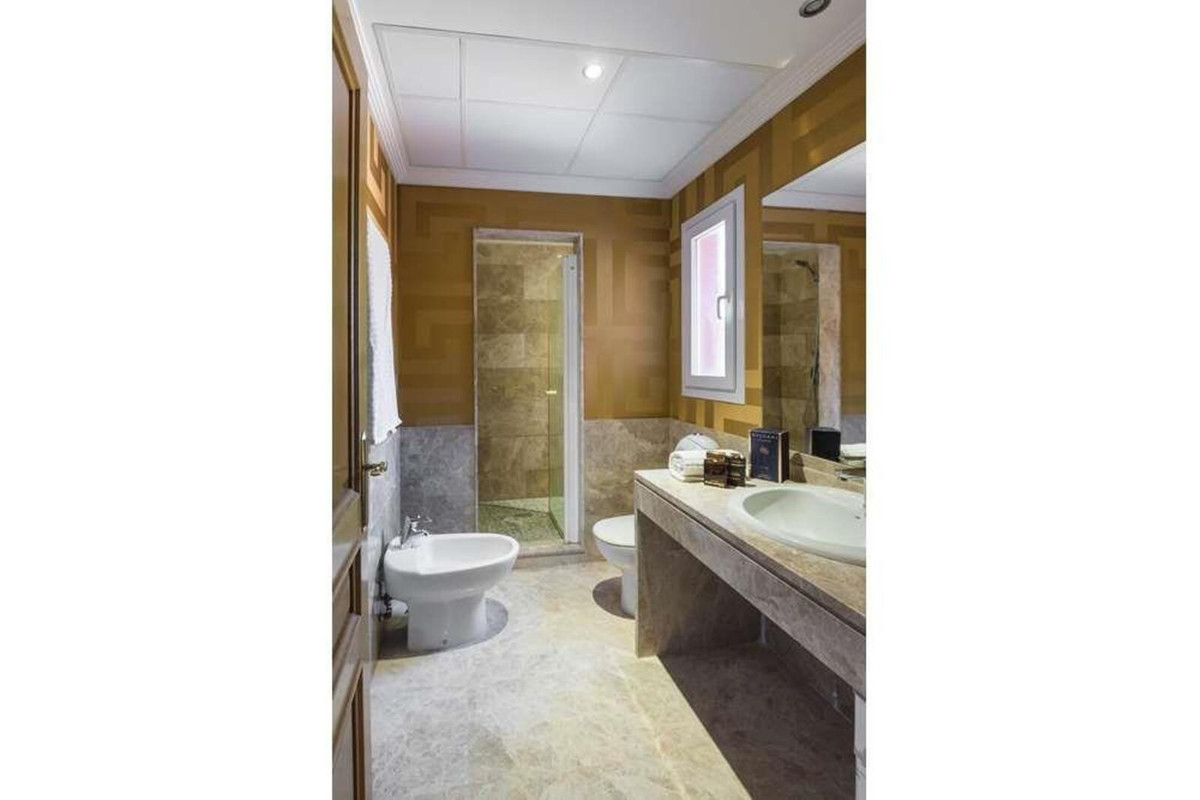 Penthouse te koop in Marbella | 3 slaapkamers H5285788