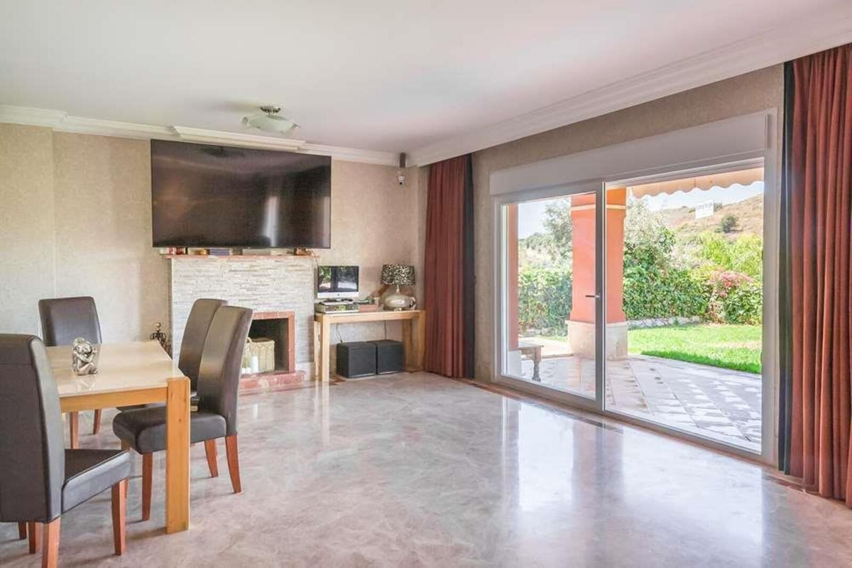 Penthouse te koop in Marbella | 3 slaapkamers H5285788