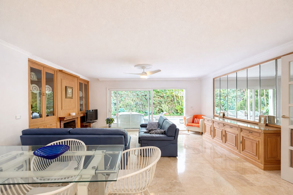 Appartement te koop in Marbella | 3 slaapkamers H5287936