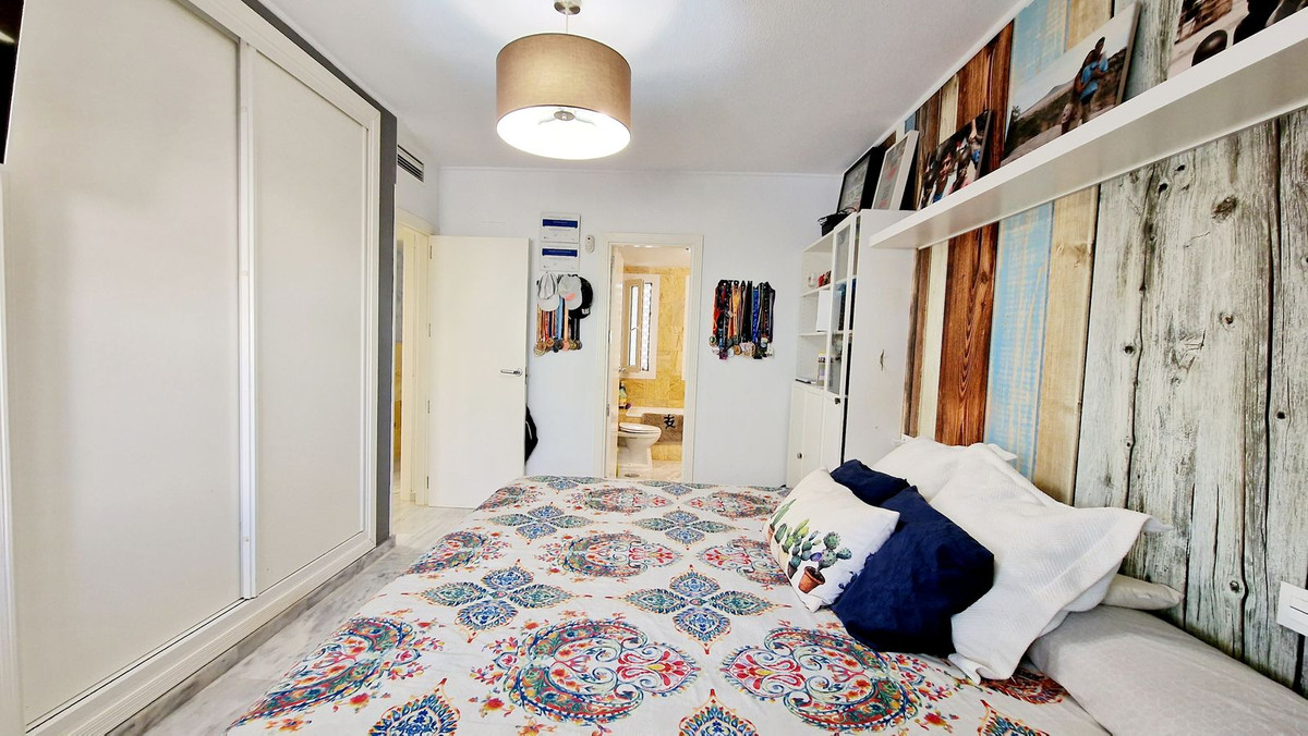 Appartement te koop in Nueva Andalucía | 2 slaapkamers H5292985