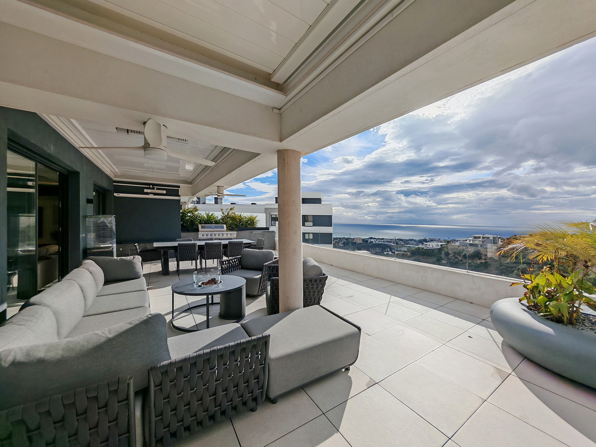 Penthouse te koop in Marbella | 3 slaapkamers H5294920