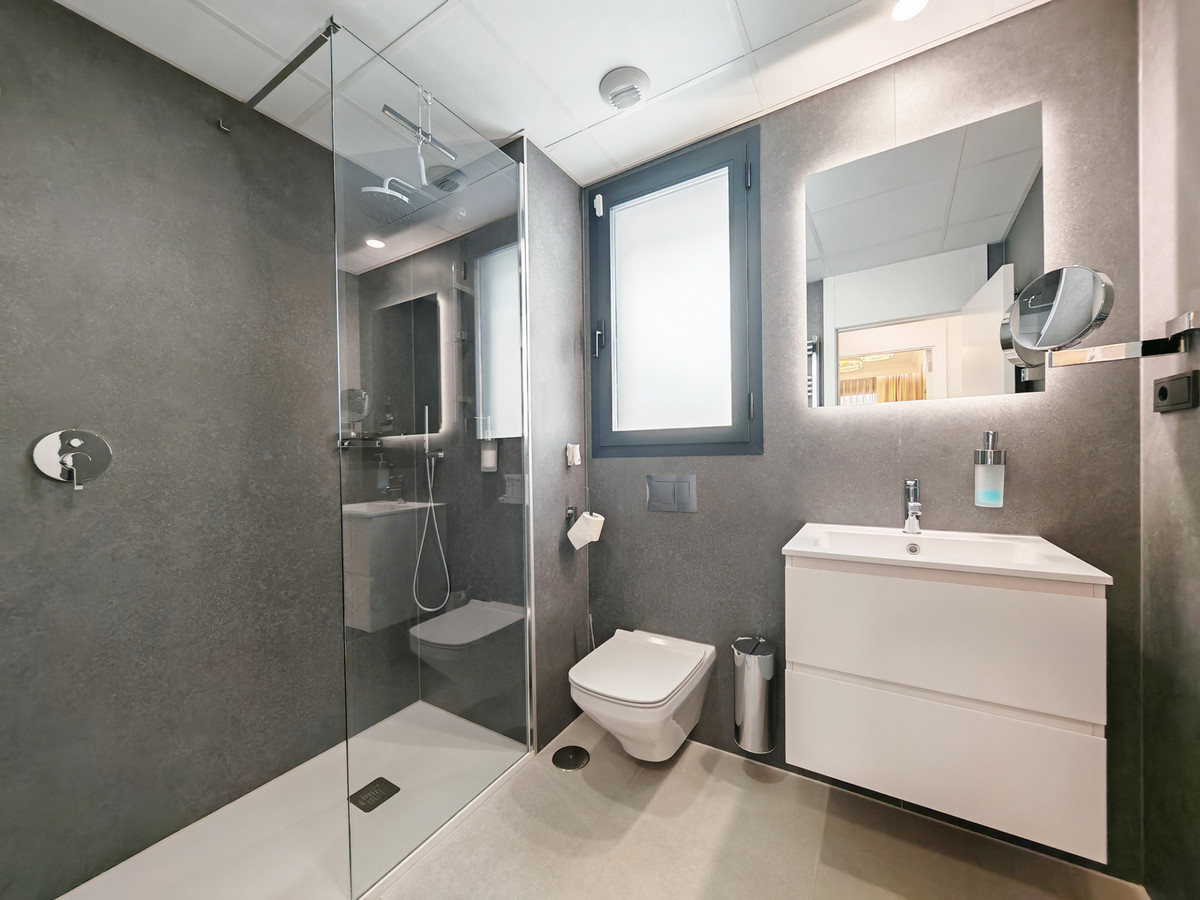 Penthouse te koop in Marbella | 3 slaapkamers H5294920