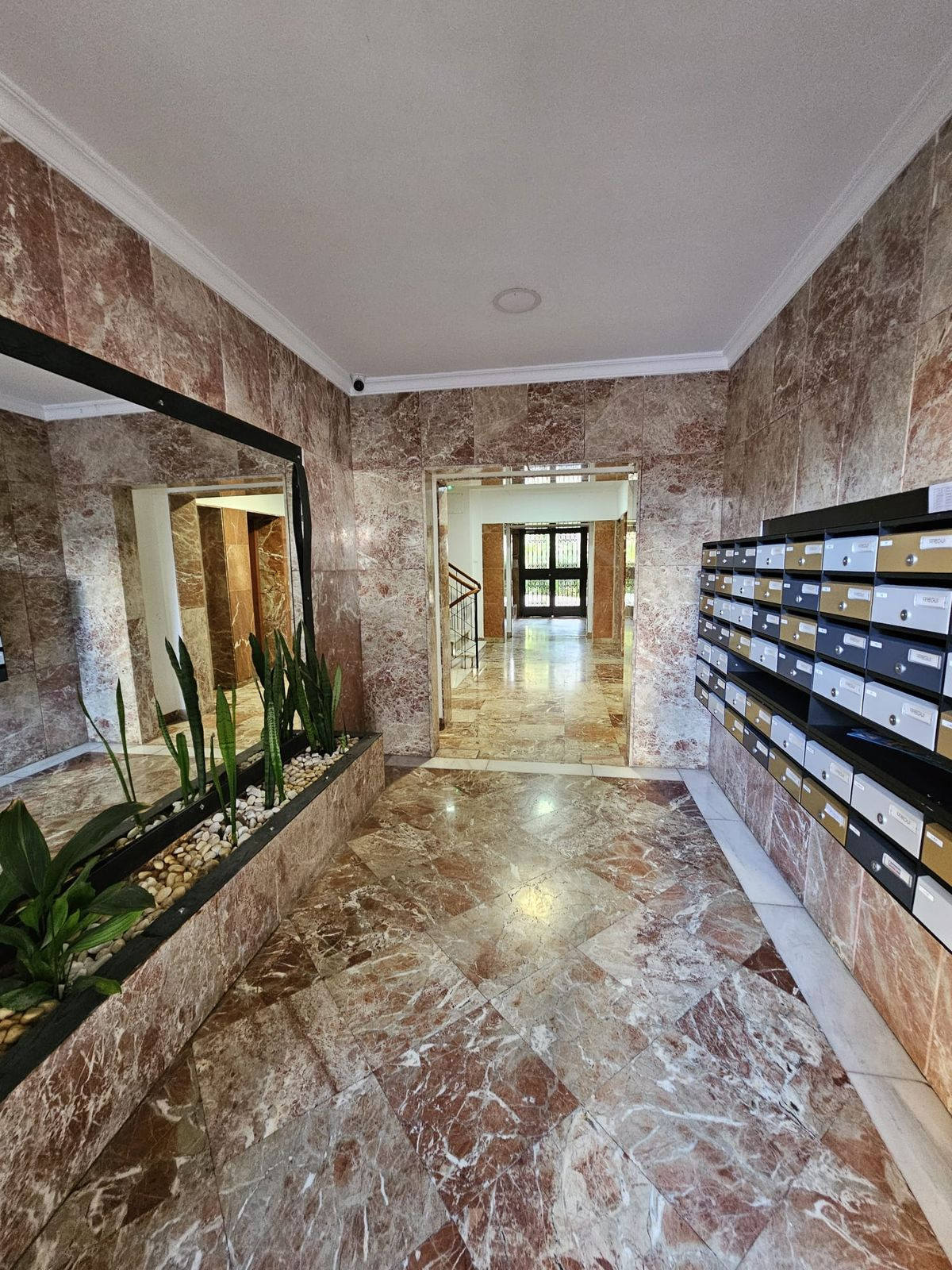 Appartement te koop in Marbella | 2 slaapkamers H5296945