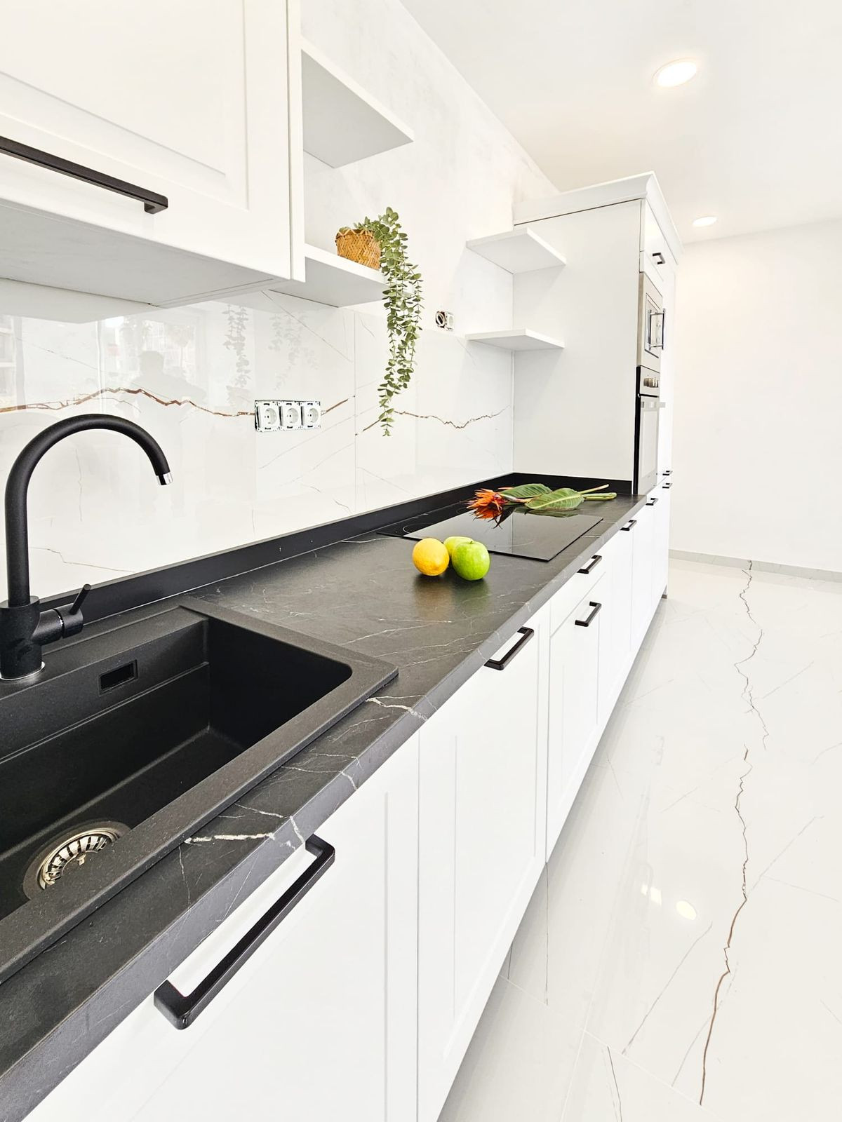 Appartement te koop in Marbella | 2 slaapkamers H5296945
