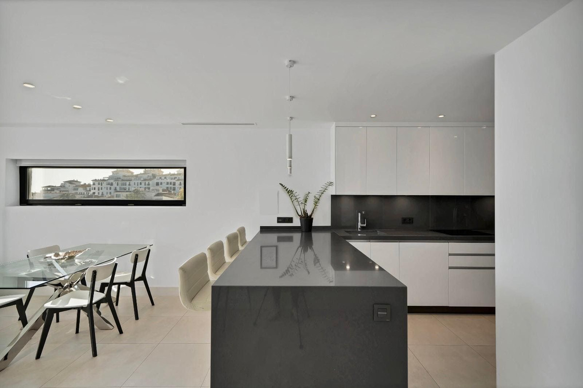 Duplex te koop in Marbella | 2 slaapkamers H5297890