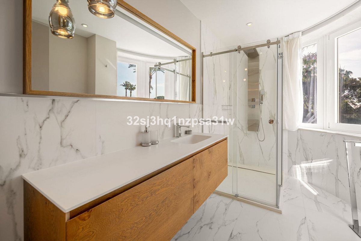 Appartement te koop in Marbella | 6 slaapkamers H5299852