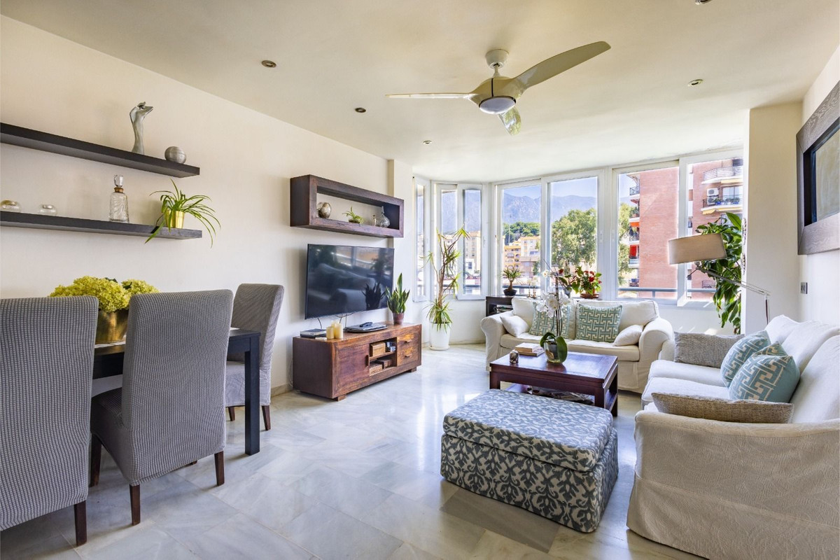 Penthouse te koop in Marbella | 2 slaapkamers H5302591