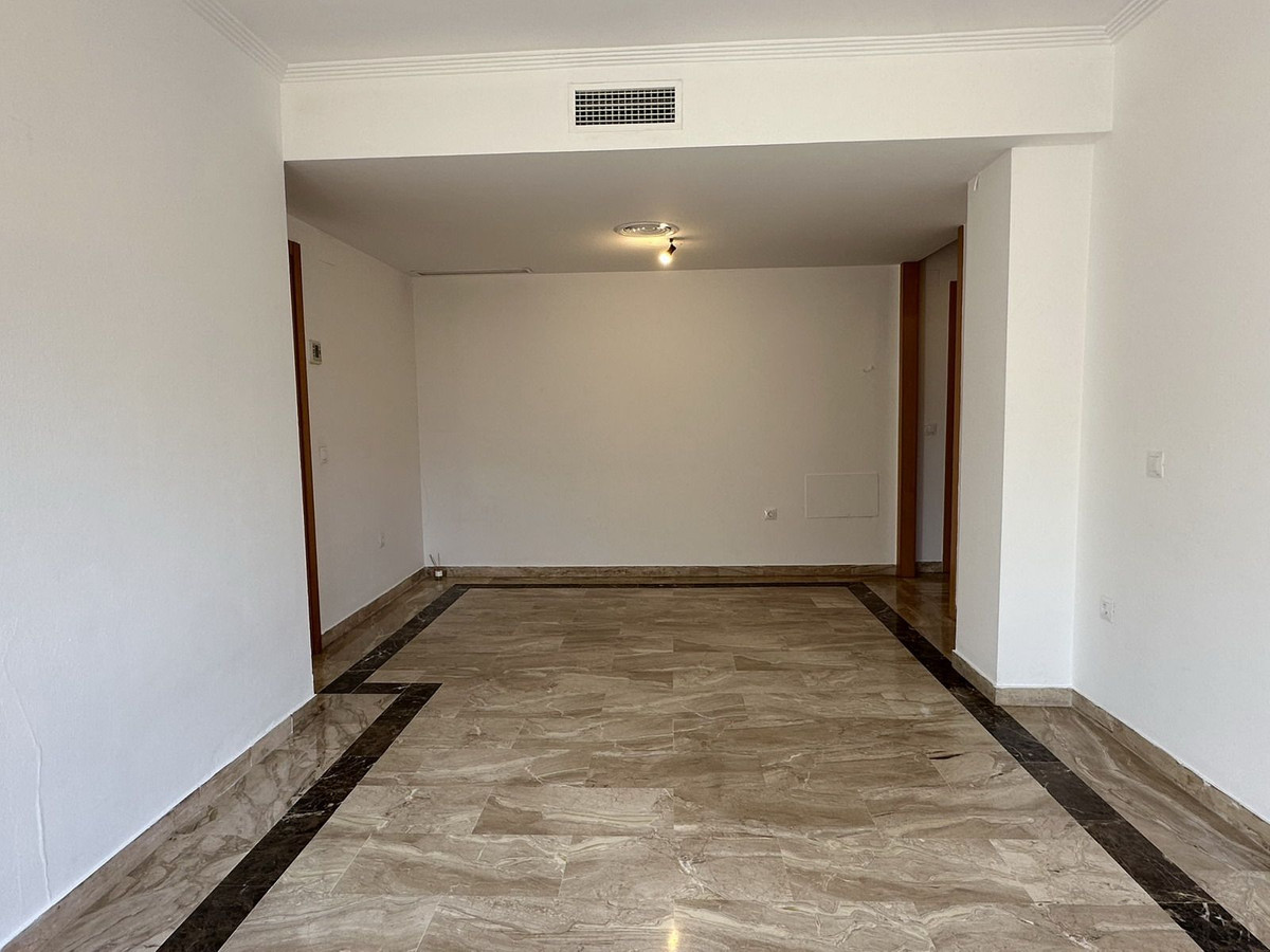Appartement te koop in Marbella | 2 slaapkamers H5309983