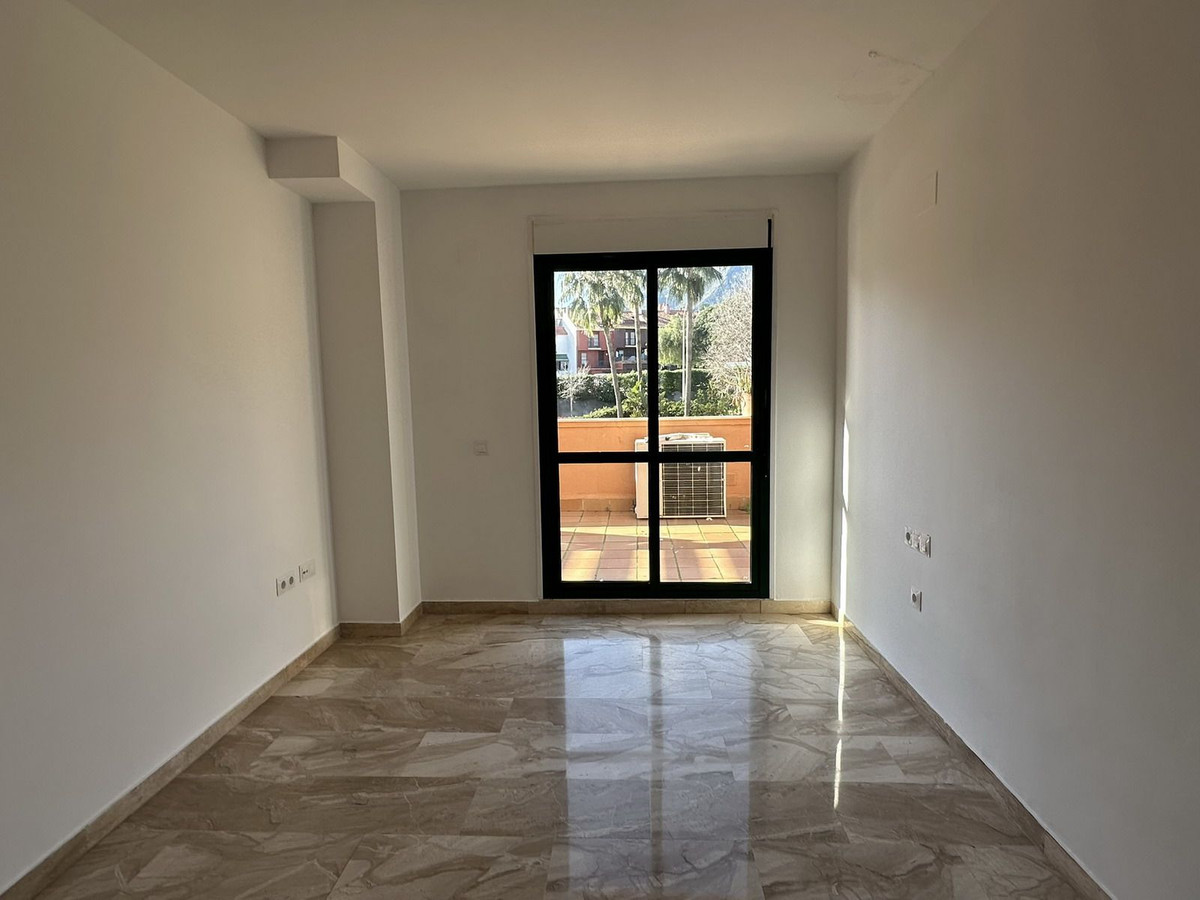 Appartement te koop in Marbella | 2 slaapkamers H5309983
