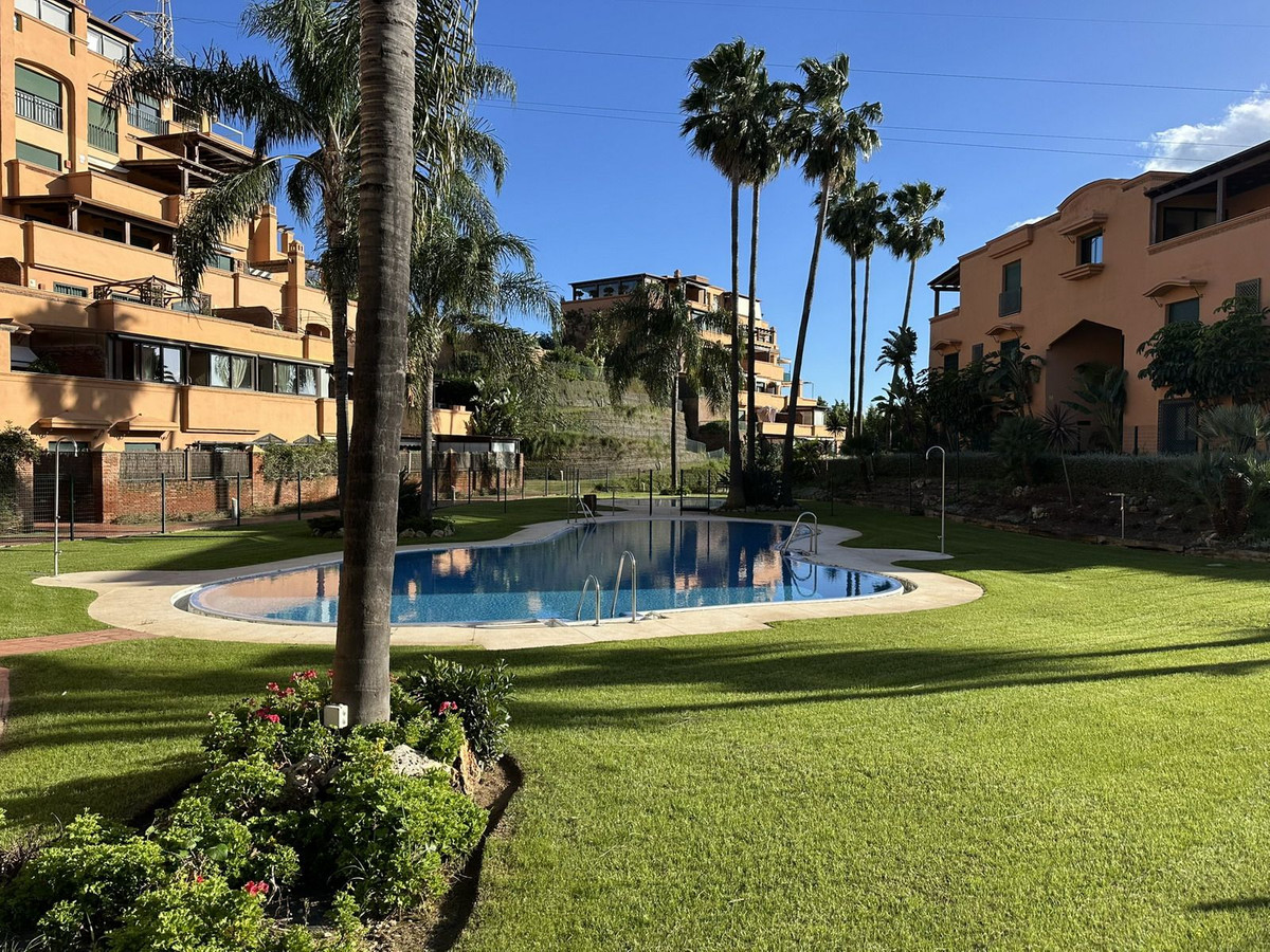 Appartement te koop in Marbella | 2 slaapkamers H5309983