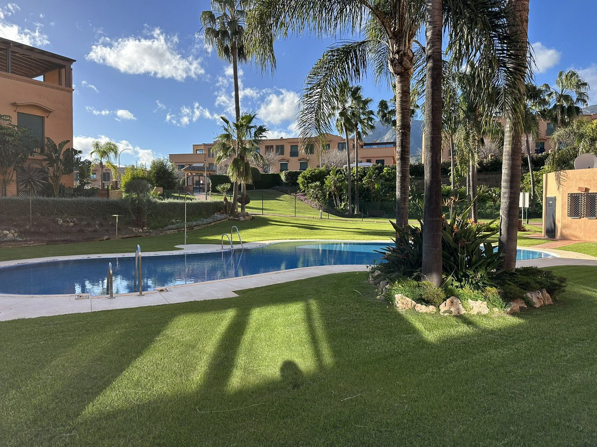 Appartement te koop in Marbella | 2 slaapkamers H5309983