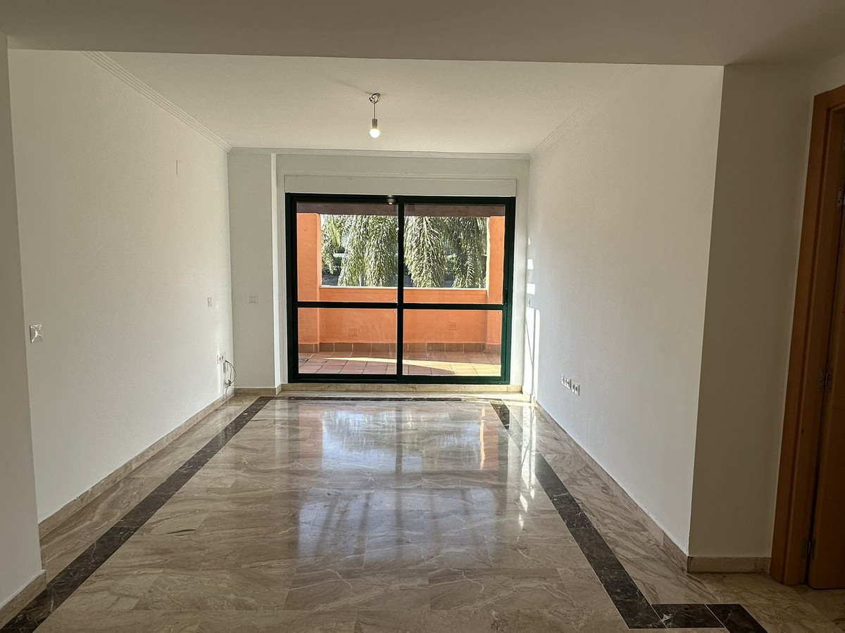 Appartement te koop in Marbella | 2 slaapkamers H5309983