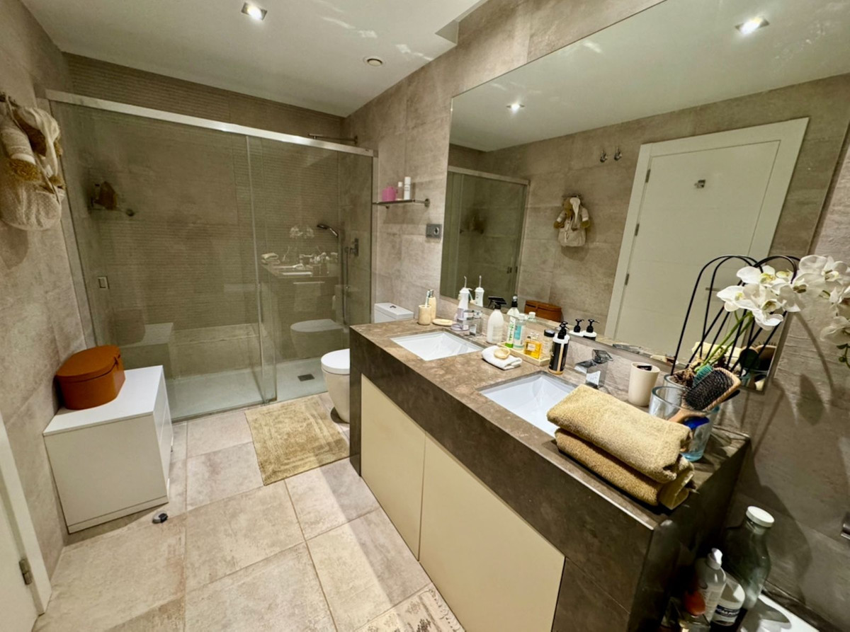 Appartement te koop in Marbella | 2 slaapkamers H5310673