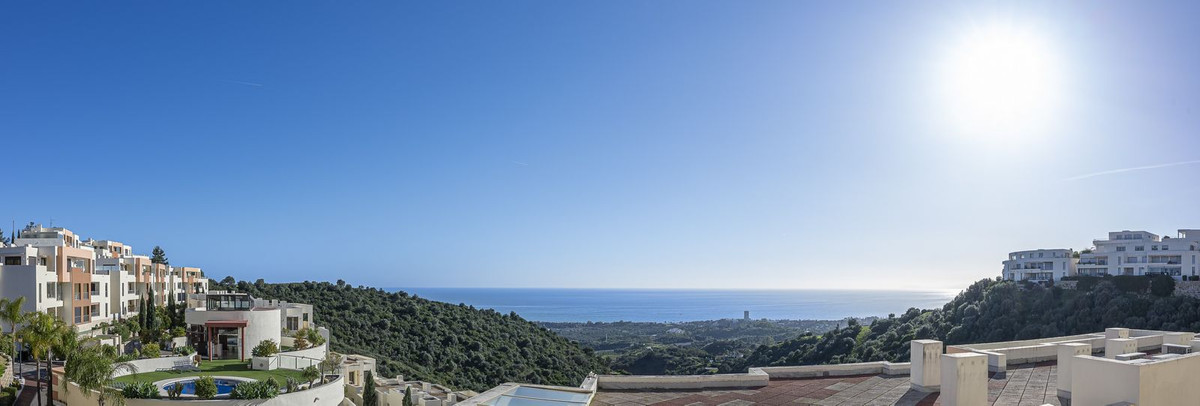 Appartement te koop in Marbella | 3 slaapkamers H5311732