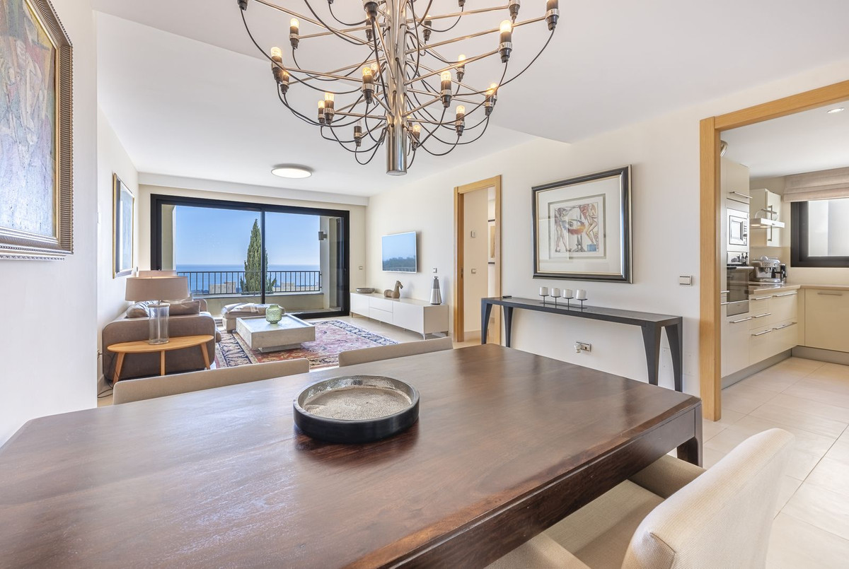 Appartement te koop in Marbella | 3 slaapkamers H5311732
