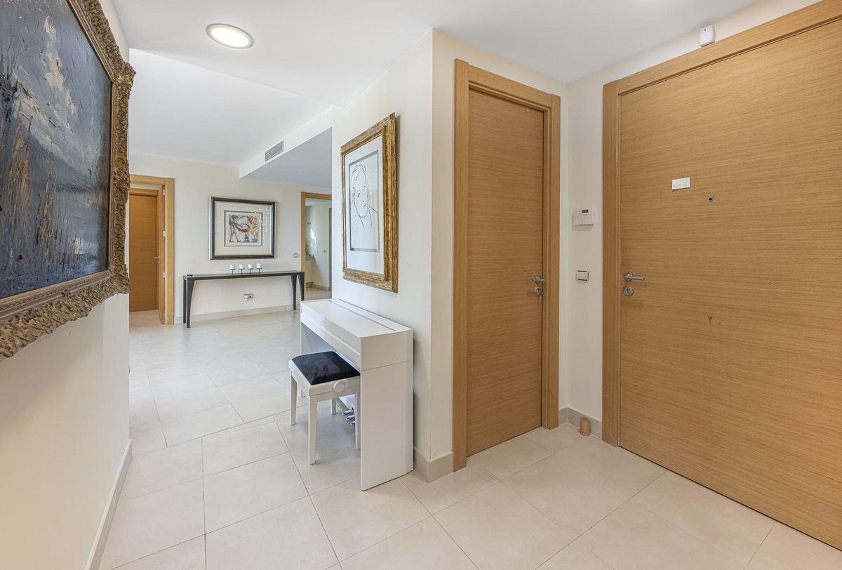 Appartement te koop in Marbella | 3 slaapkamers H5311732