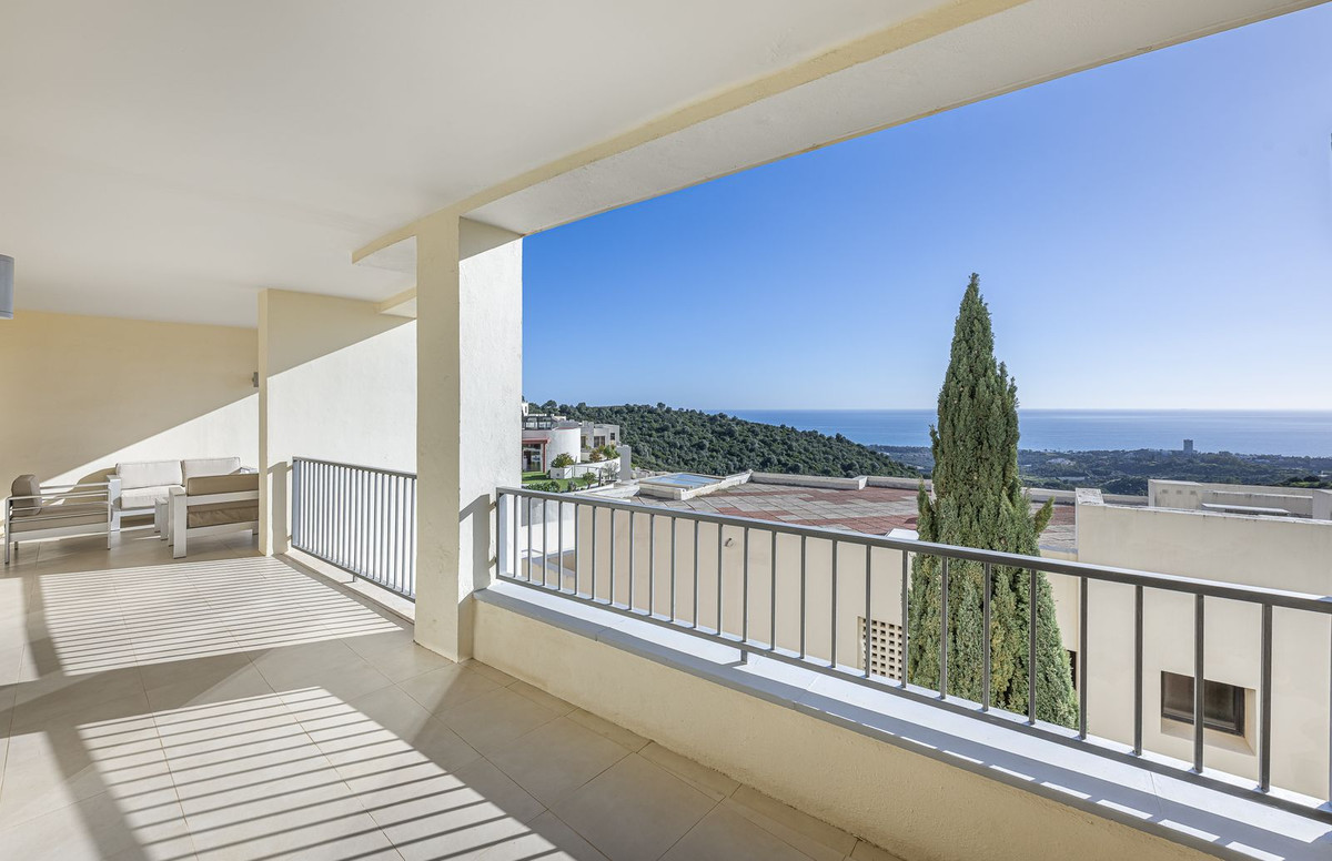 Appartement te koop in Marbella | 3 slaapkamers H5311732