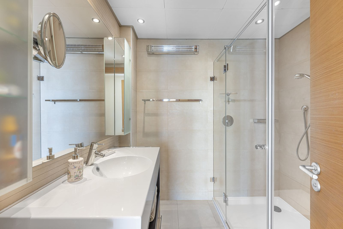 Appartement te koop in Marbella | 3 slaapkamers H5311732