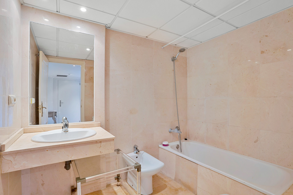 Appartement te koop in Marbella | 2 slaapkamers H5314693