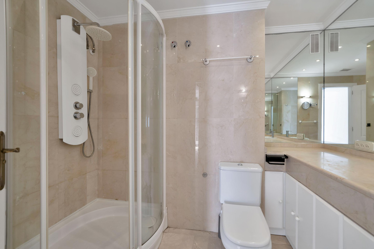Appartement te koop in Marbella | 3 slaapkamers H5315629
