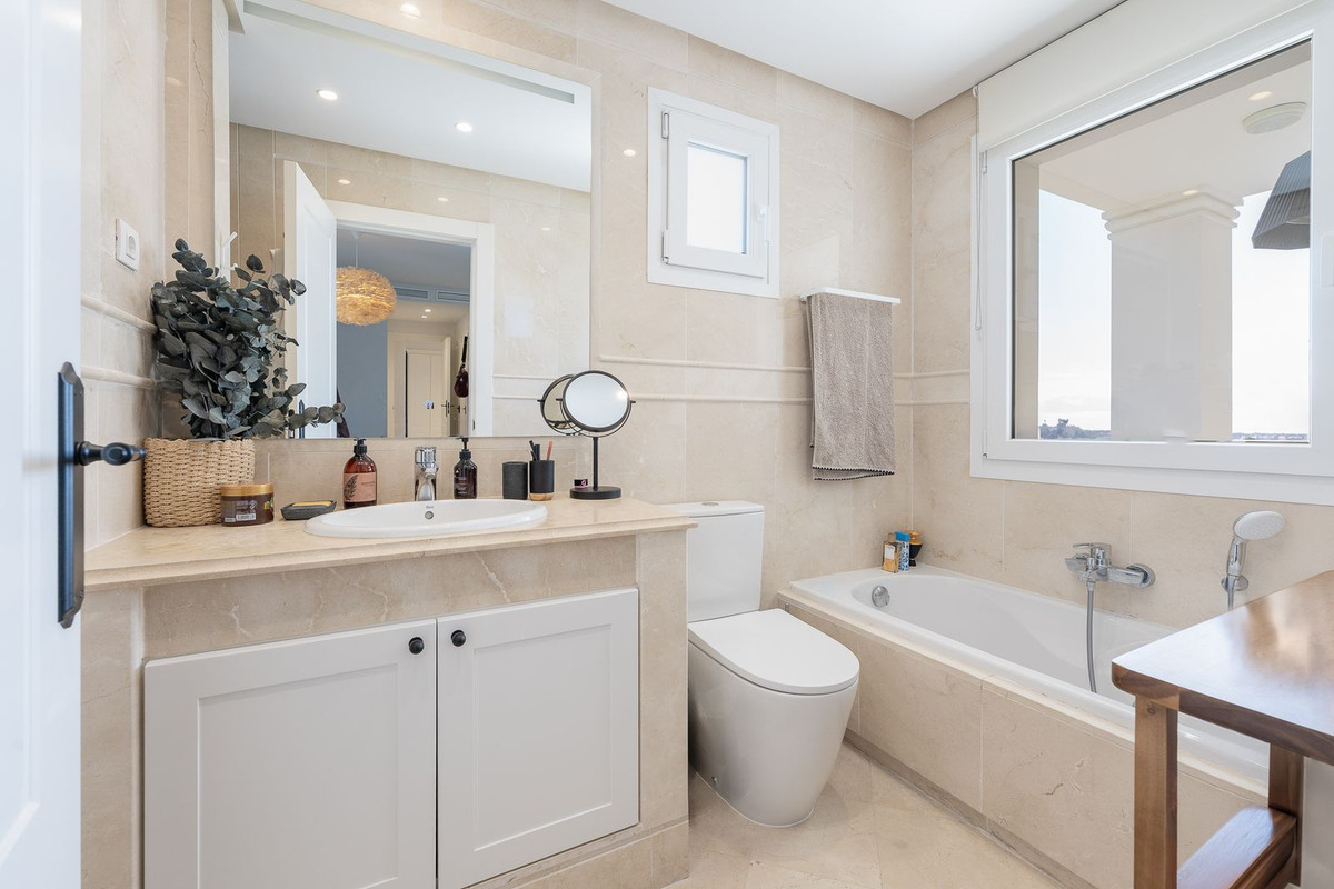 Appartement te koop in Marbella | 2 slaapkamers H5316685