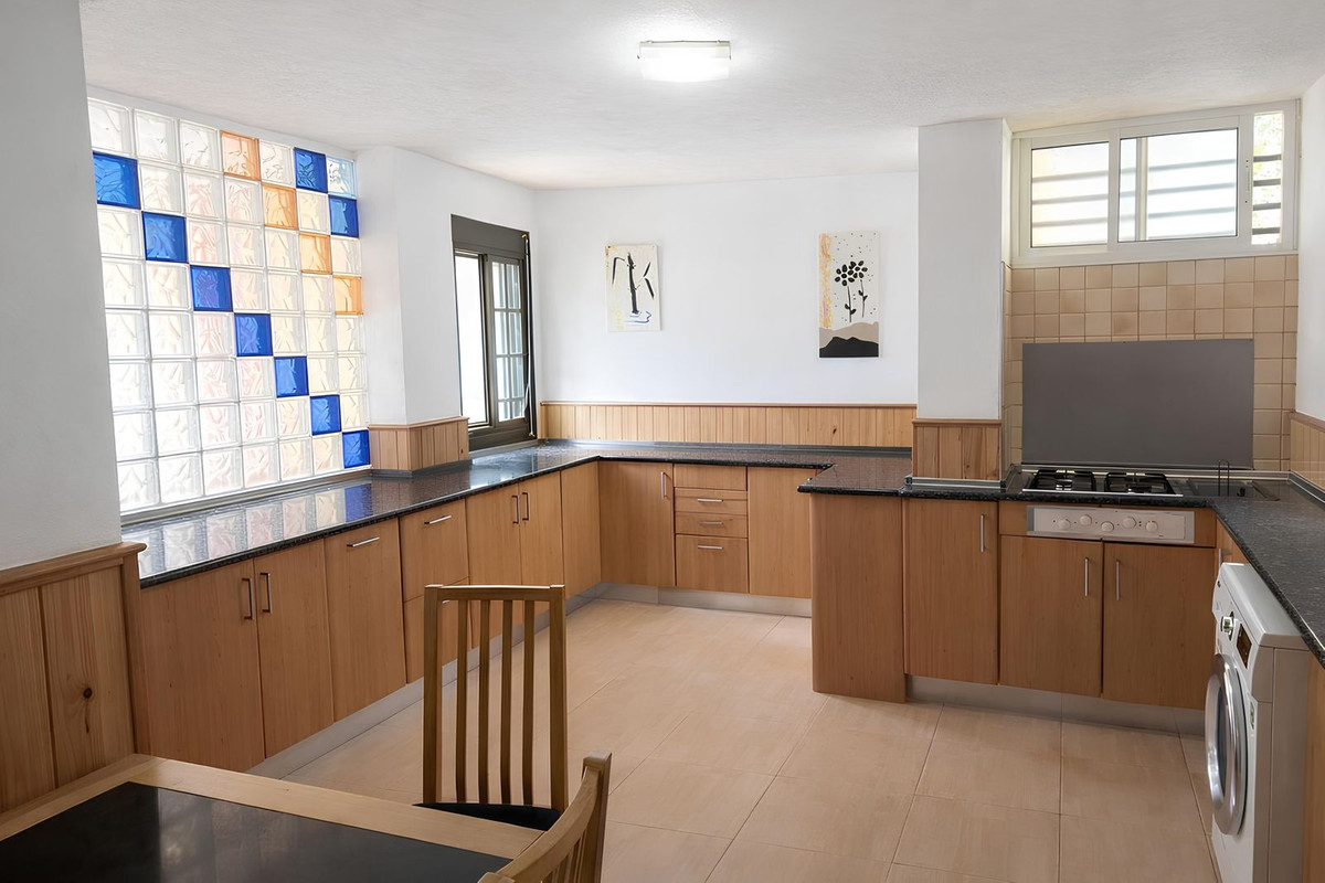 Appartement te koop in Marbella | 3 slaapkamers H5317342