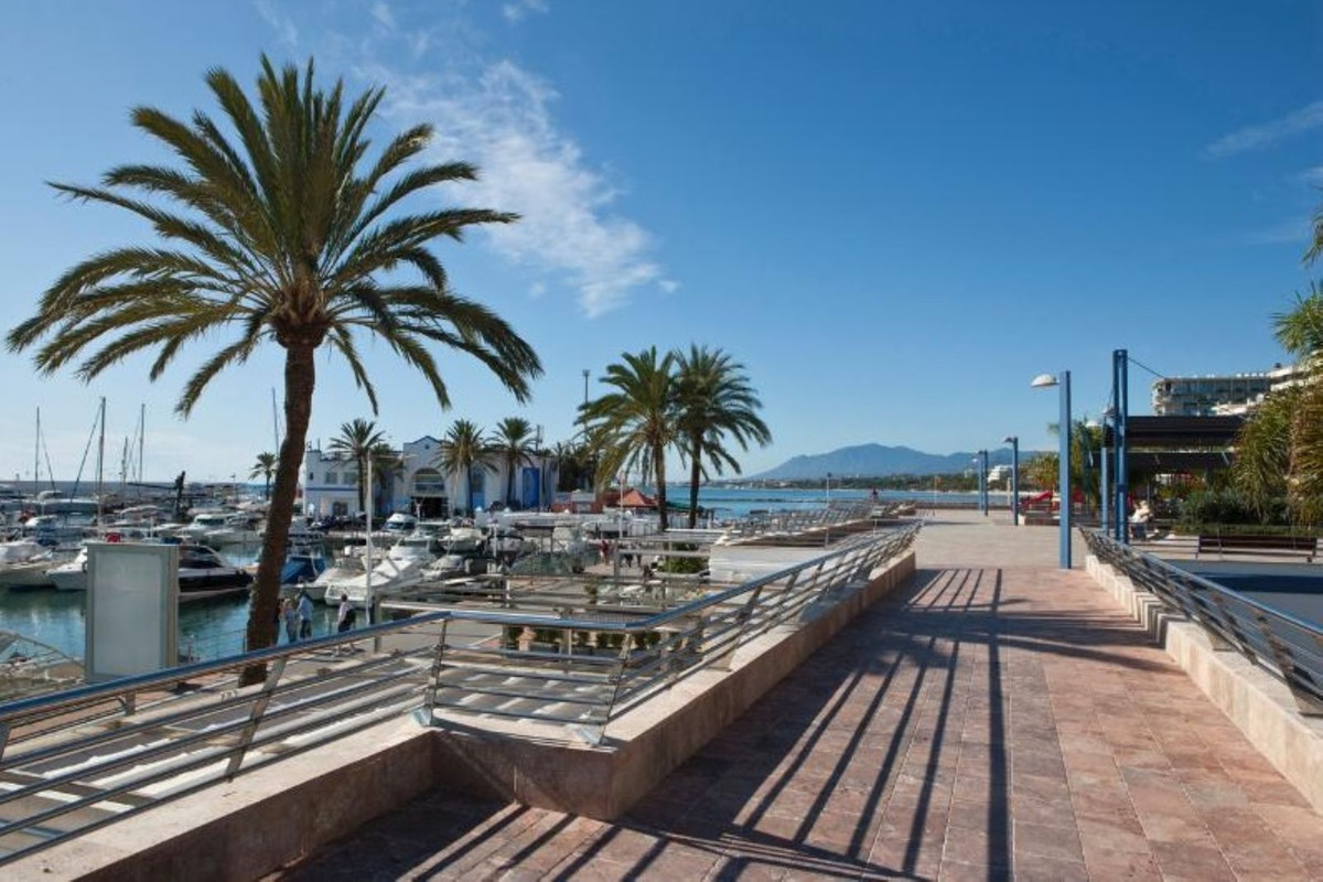 Appartement te koop in Marbella | 3 slaapkamers H5318506